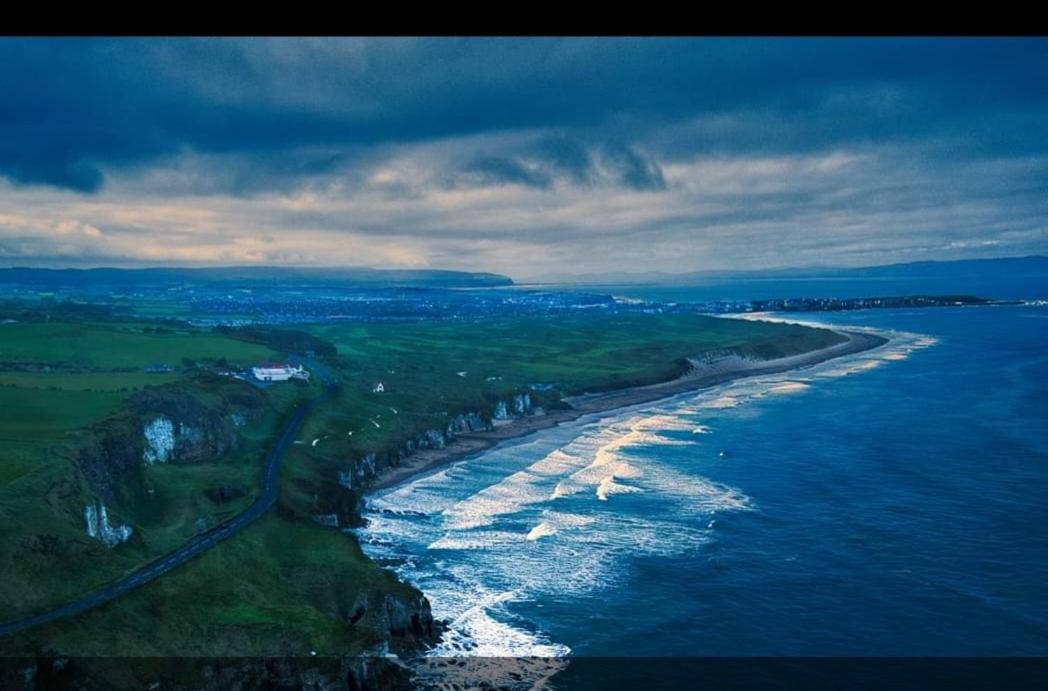 Avarest House Bed And Breakfast Portrush Exterior photo